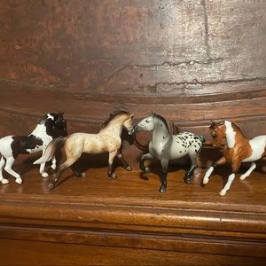Lot of 4 Breyer Special Run Stablemates